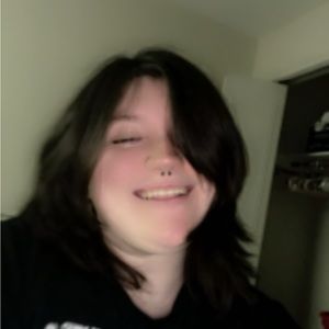 Meet your Posher, Alissa